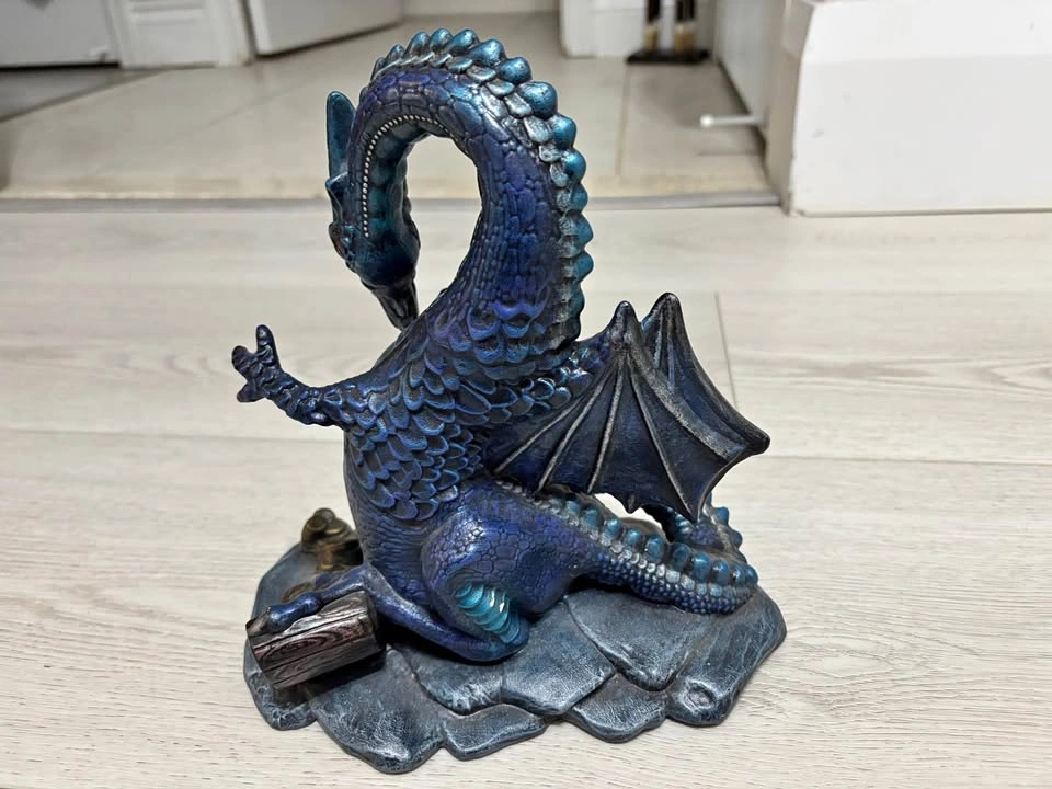 DRAGON STATUE CERAMIC FIGURE