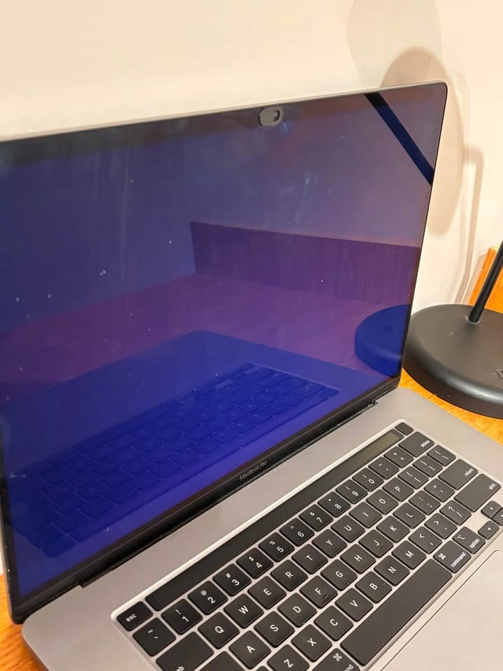 Apple MacBook Pro 16” for parts - photo 5