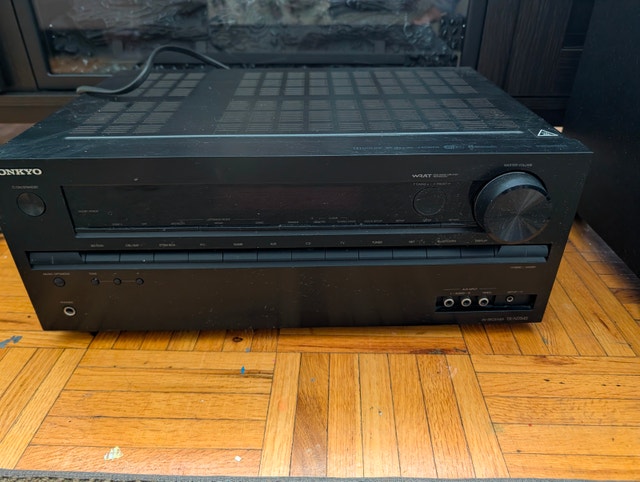 Onkyo TX-NR545 7.2 Channel 4K AV Receiver