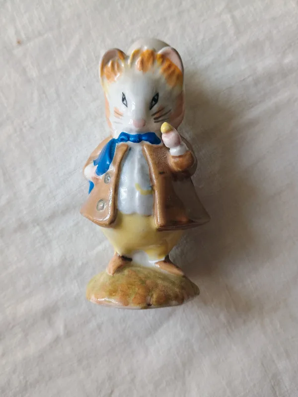 Beatrix Potter Figurine: The Amiable Hedgehog thumbnail