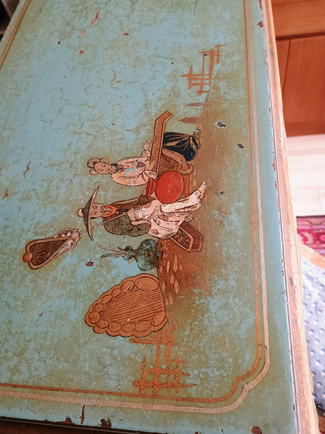 Turquoise painted Chinoiserie shabby chic side table - photo 3