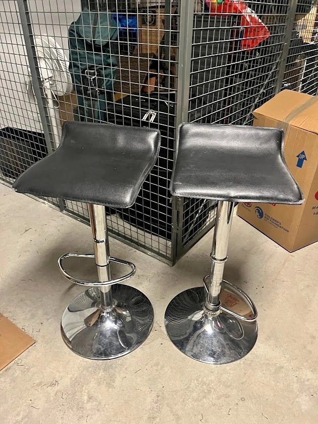 Set of 5 Modern Swivel Bar Stools (Adjustable Height / Chrome Ba