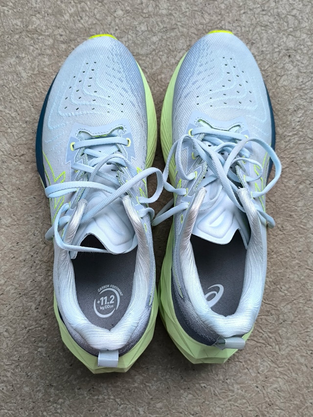ASICS Novablast 4 Men's Shoes - photo 2