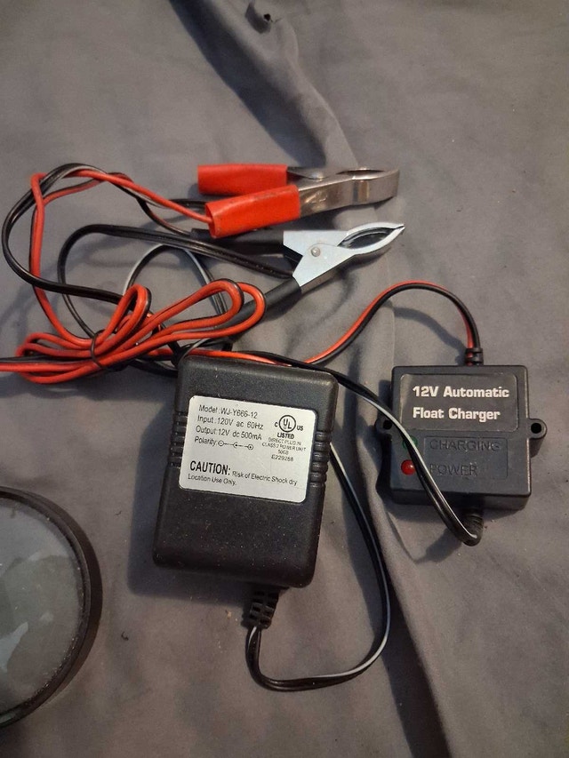12V Automatic Float Charger