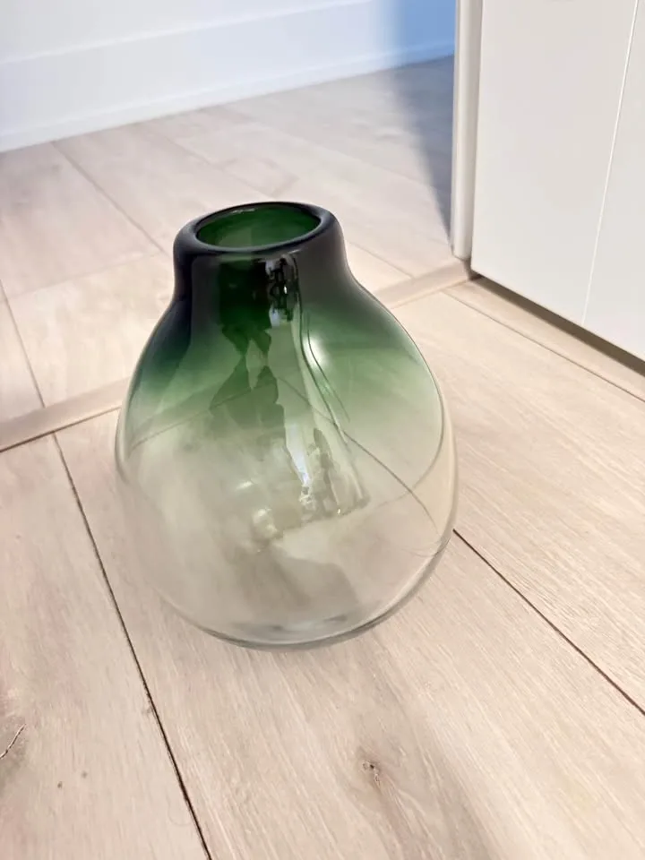 Green Ombre Glass Vase – Modern Decorative Vase