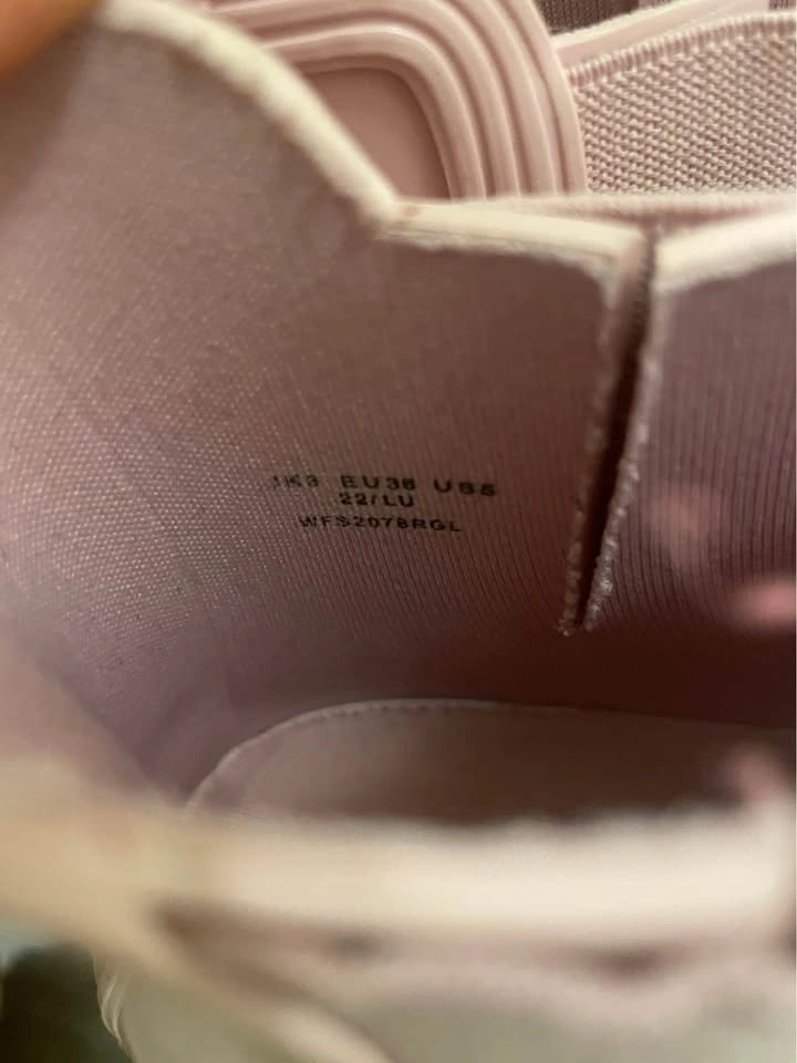 HUNTER Pink Chelsea Rain Boots – US 5 - photo 3