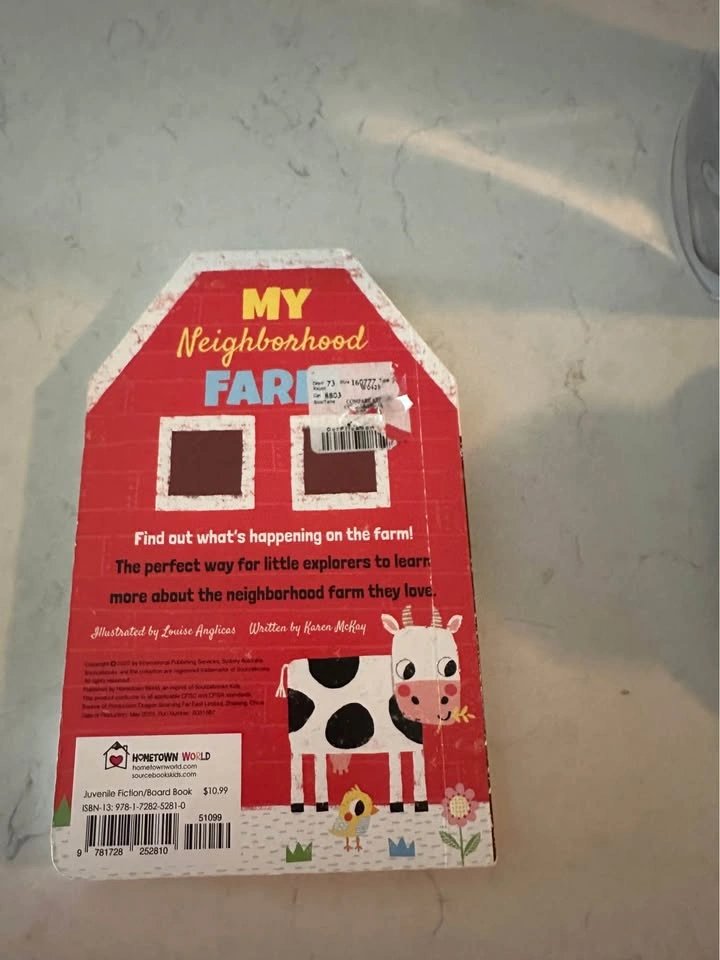 0-6m Baby Boy Onesie, Cap, Socks, and Farm Book - photo 2