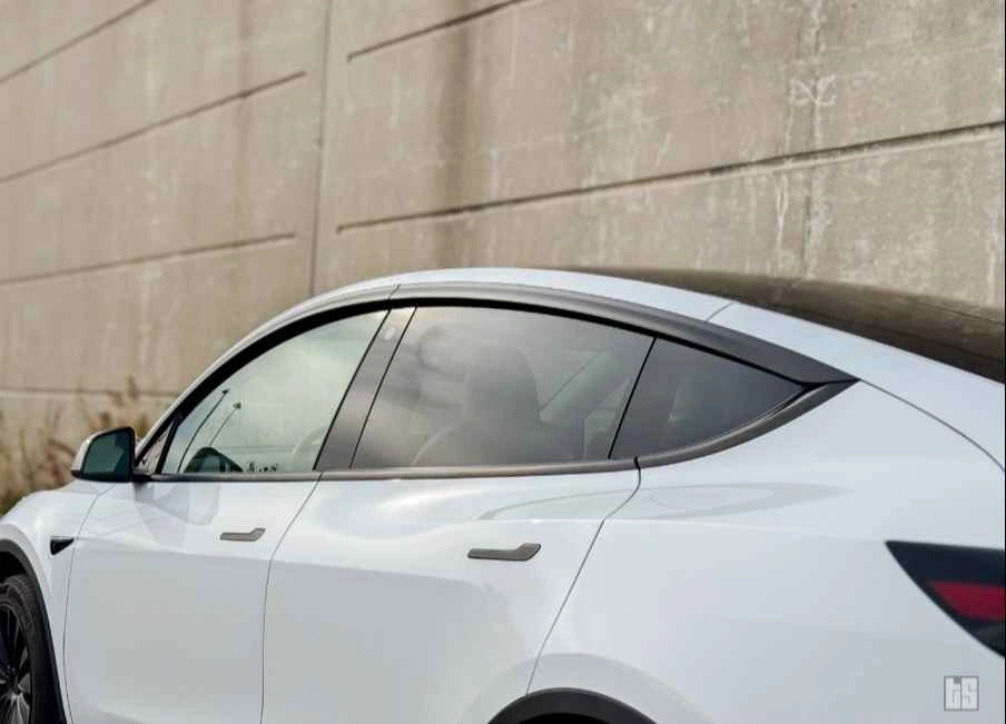 Tesla model y window visor - photo 2