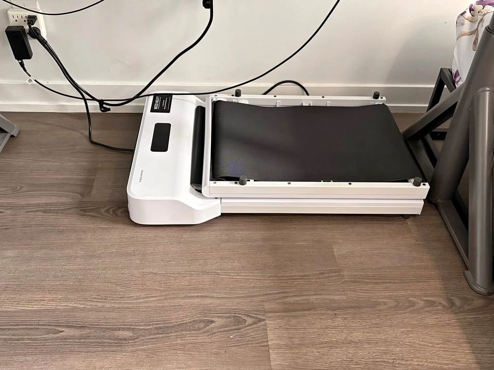 Walking pad, treadmill, fold under the desk