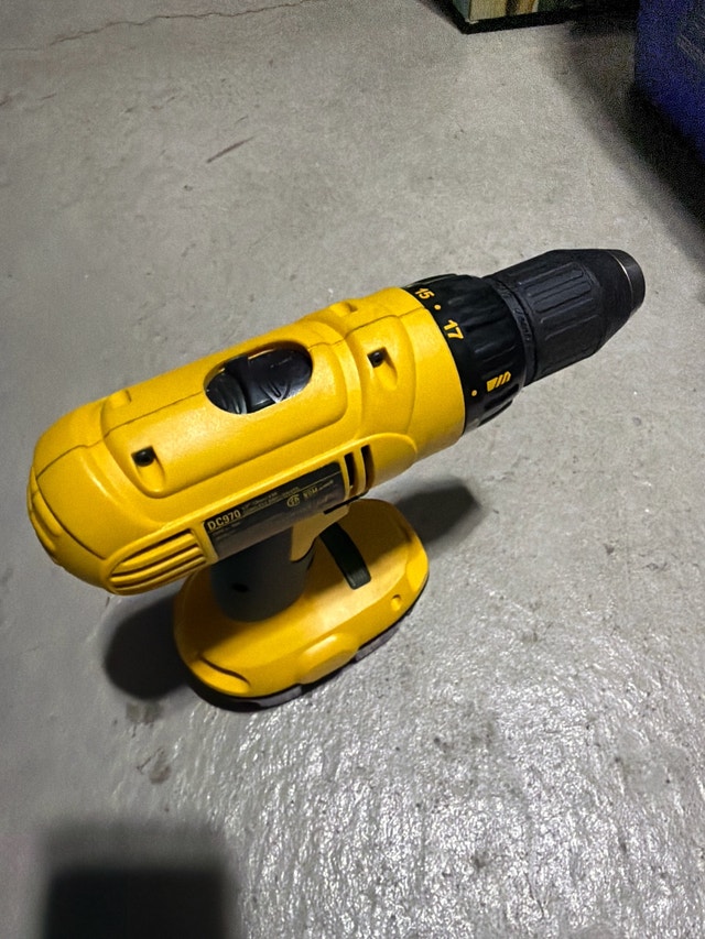 DeWalt DC970 Cordless Drill - photo 3