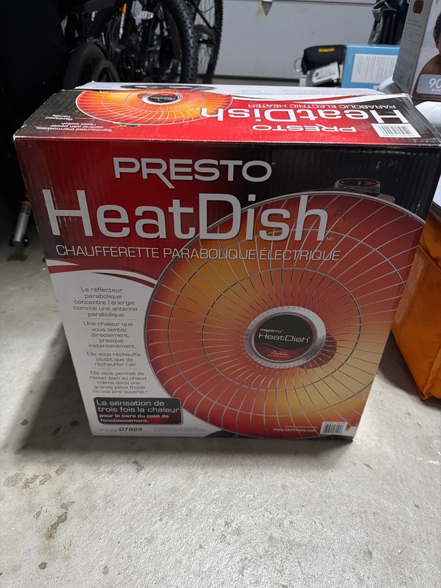 Presto HeatDish Parabolic Electric Heater