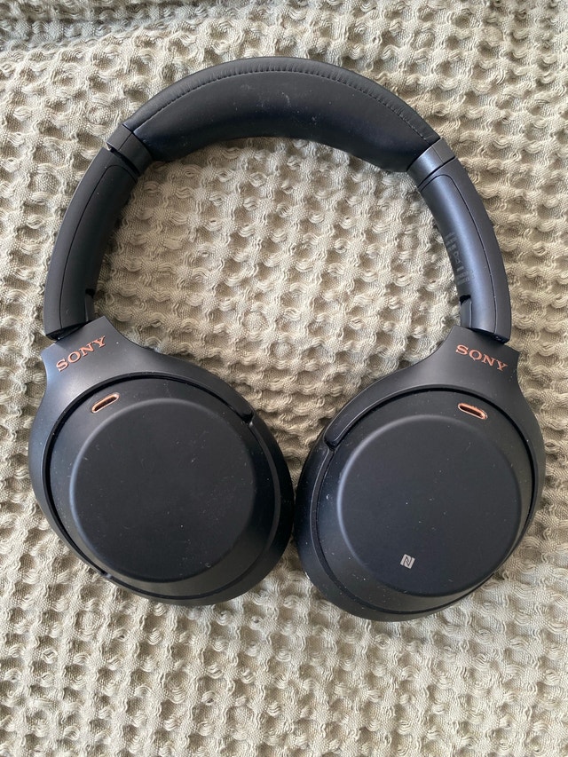 Sony WH-1000XM3 Wireless Headphones