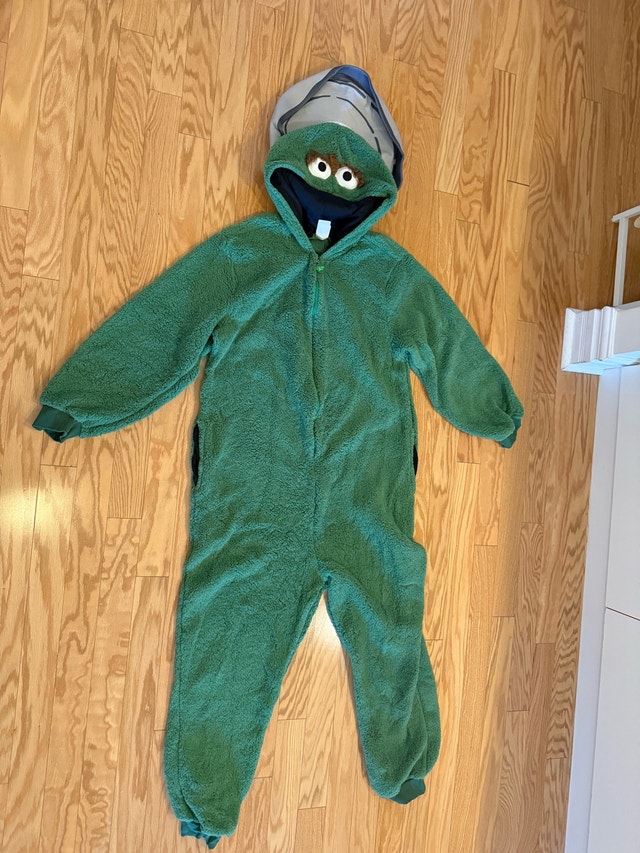 Adult one Size and Child 3/4T Oscar the grouch costume