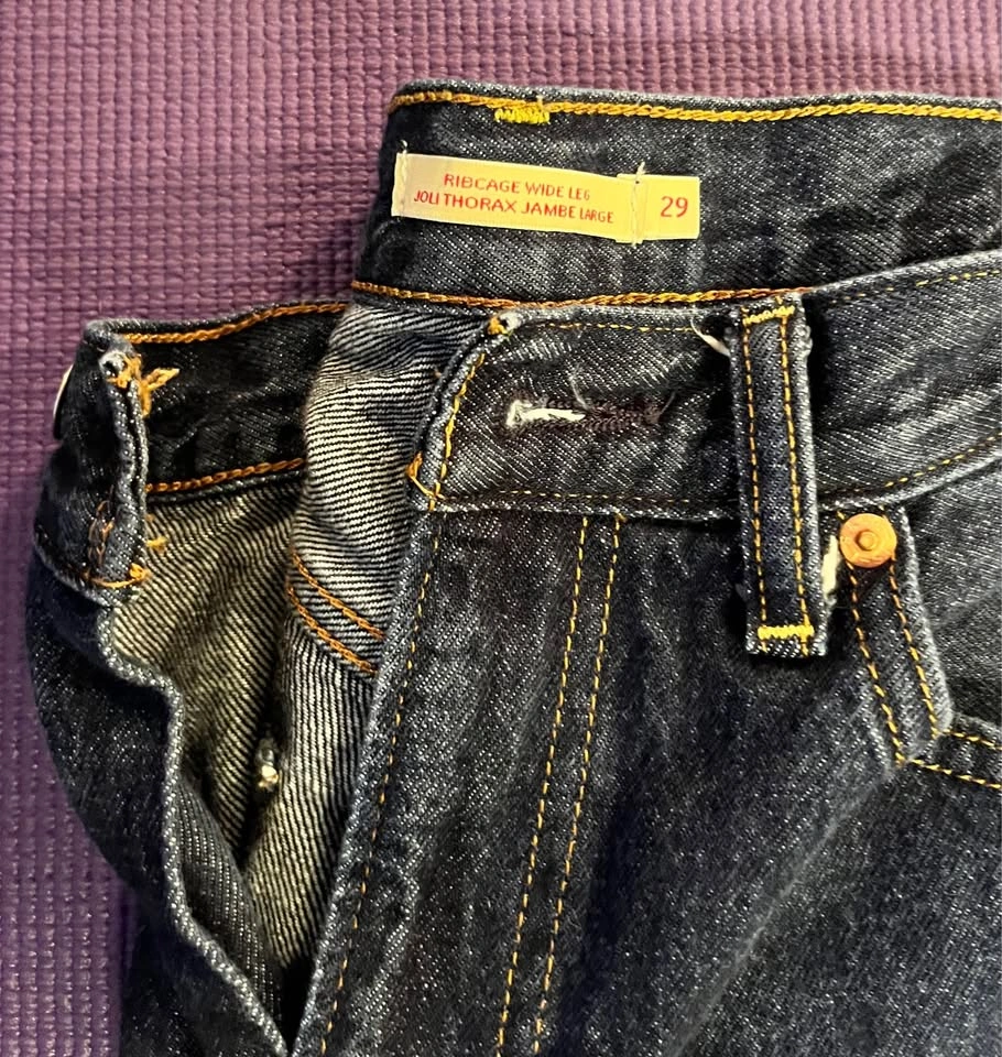Levi’s Ribcage Wideleg Dark Wash Jeans Size 29 L 32 - photo 2