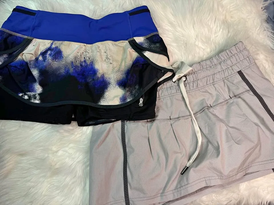 Pair of lululemon skirts thumbnail
