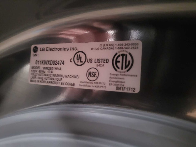 LG Washing Machine WM2501HVA for parts - photo 2
