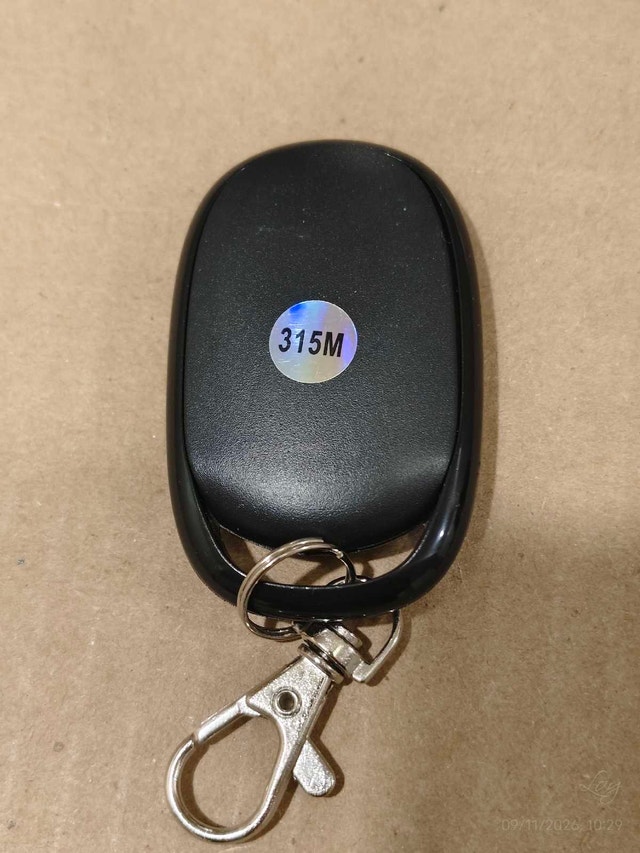 315MHz Universal Wireless Remote Control Key Fob - photo 2