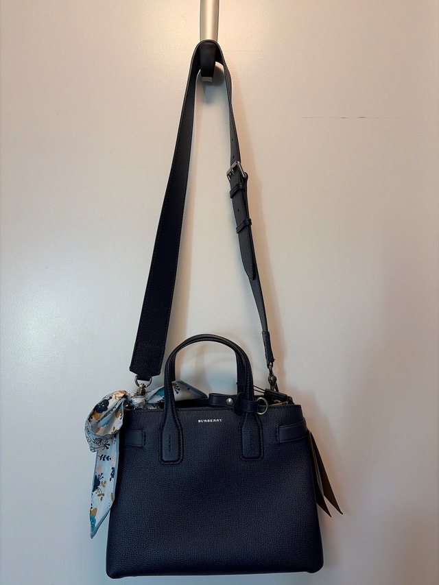 Burberry Leather Tote Bag (Authentic)