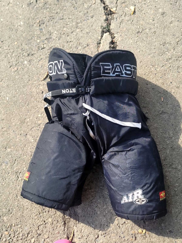 Easton Hockey Pants Size XL