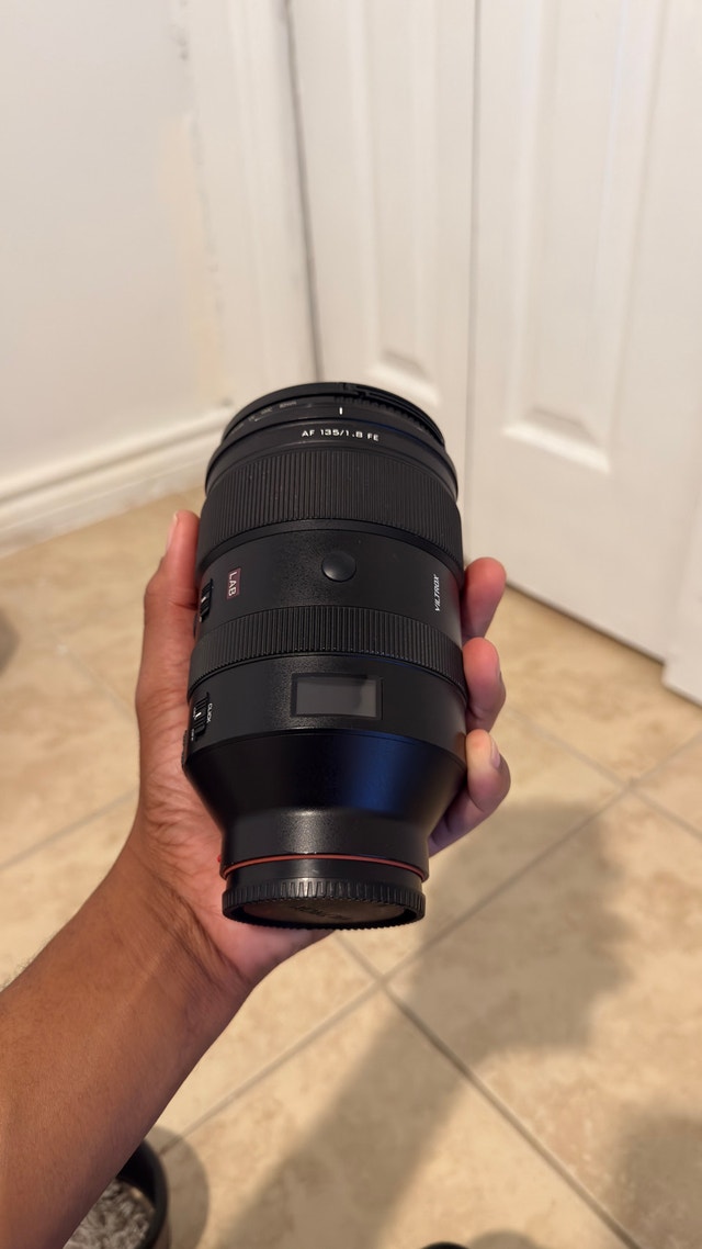 Viltrox 135mm 1.8 FE Sony lens - photo 4