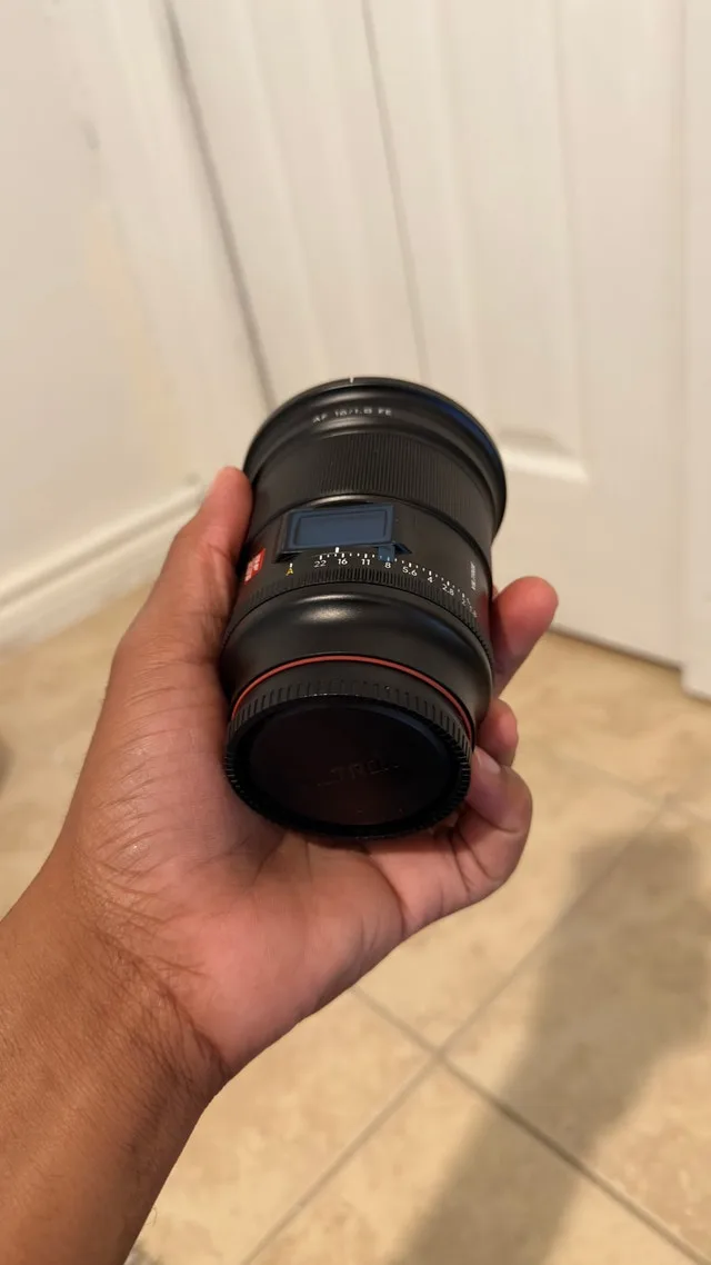 Viltrox 16mm 1.8 FE Sony lens - photo 3