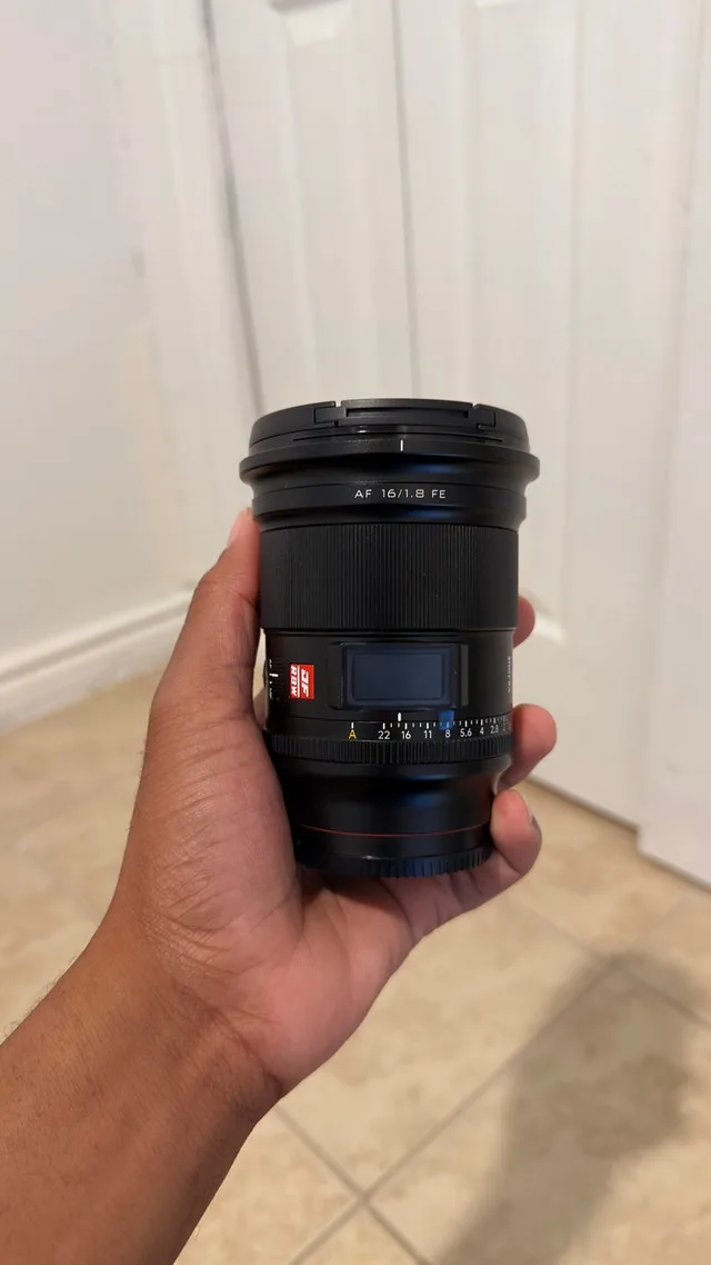 Viltrox 16mm 1.8 FE Sony lens - photo 4