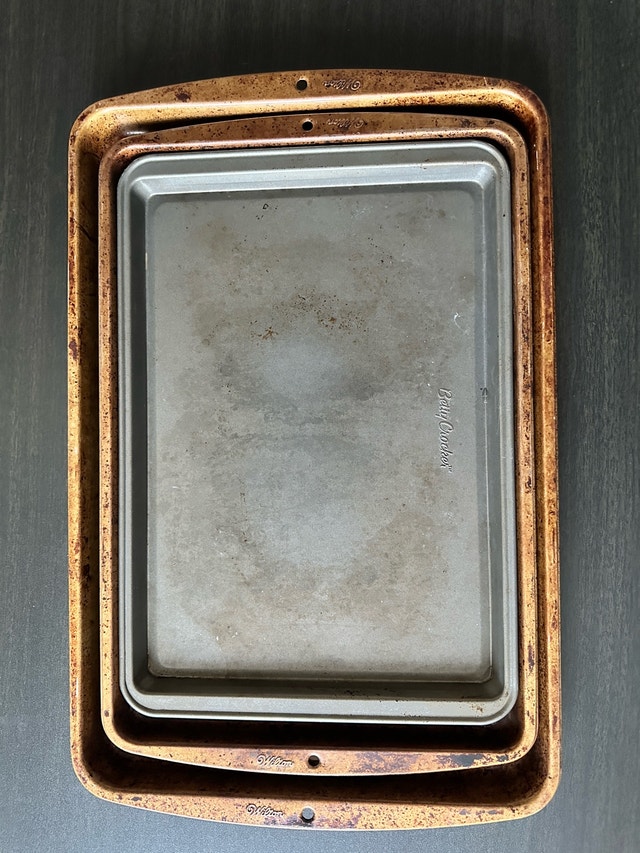 Assorted baking sheets