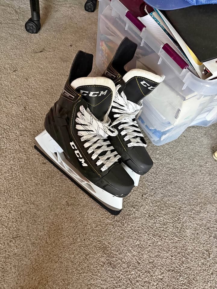 CCM Super Tacks