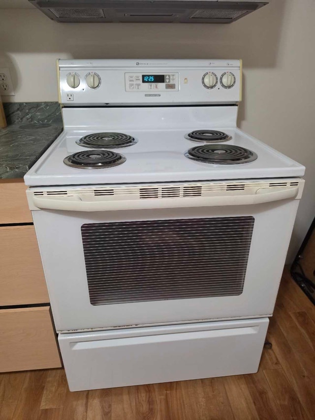 Maytag Electric Range - photo 2