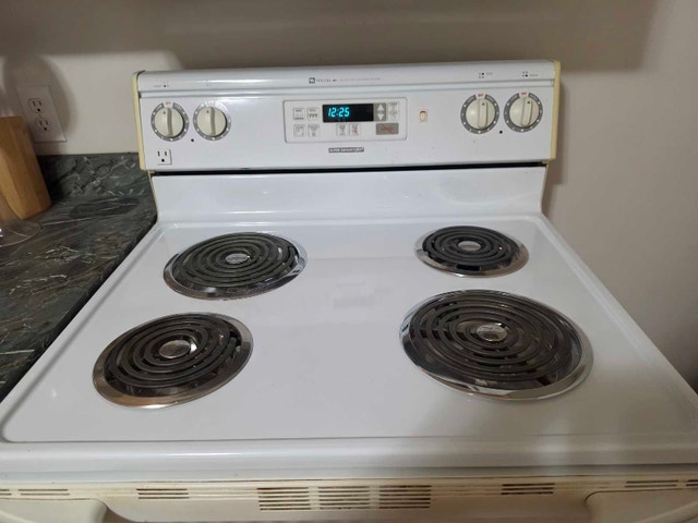 Maytag Electric Range - photo 3