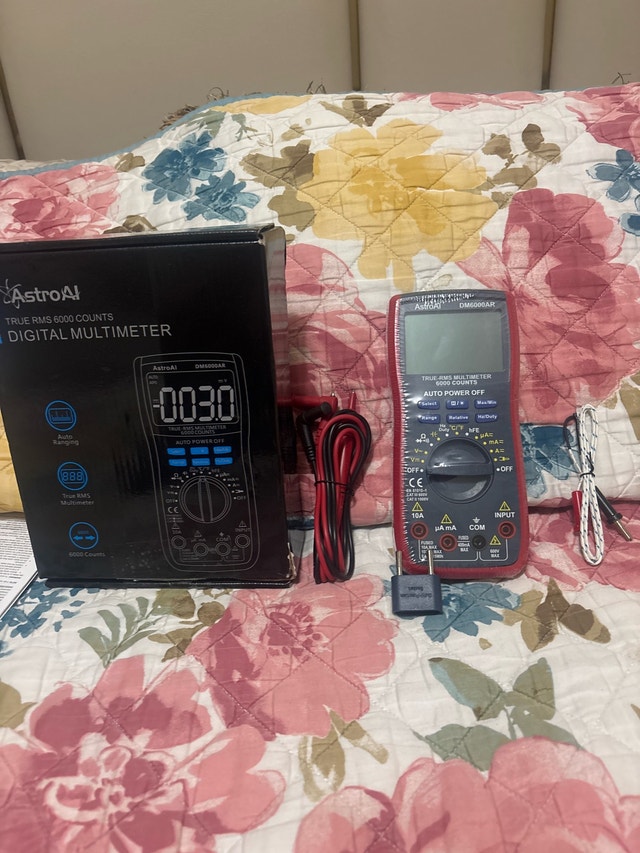 AstroAI Digital Multimeter Brand New in Box