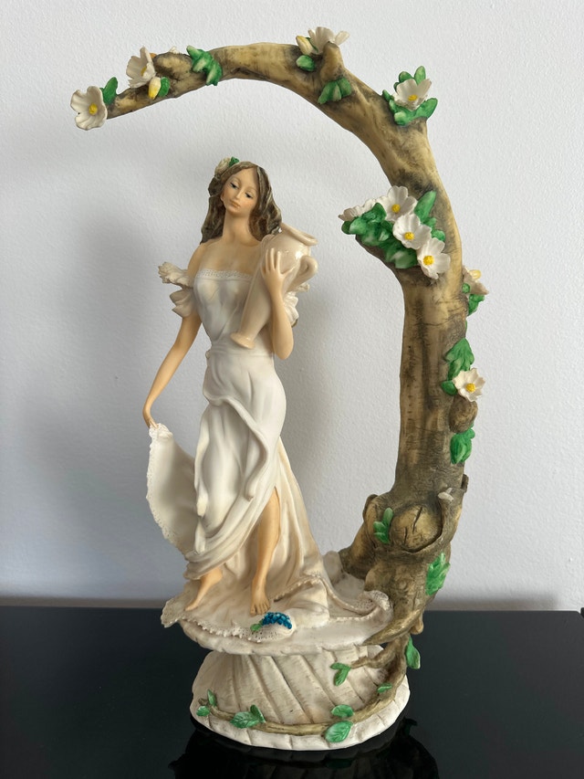 Extremely rare signed 1996 Bonny Boy vintage figurine