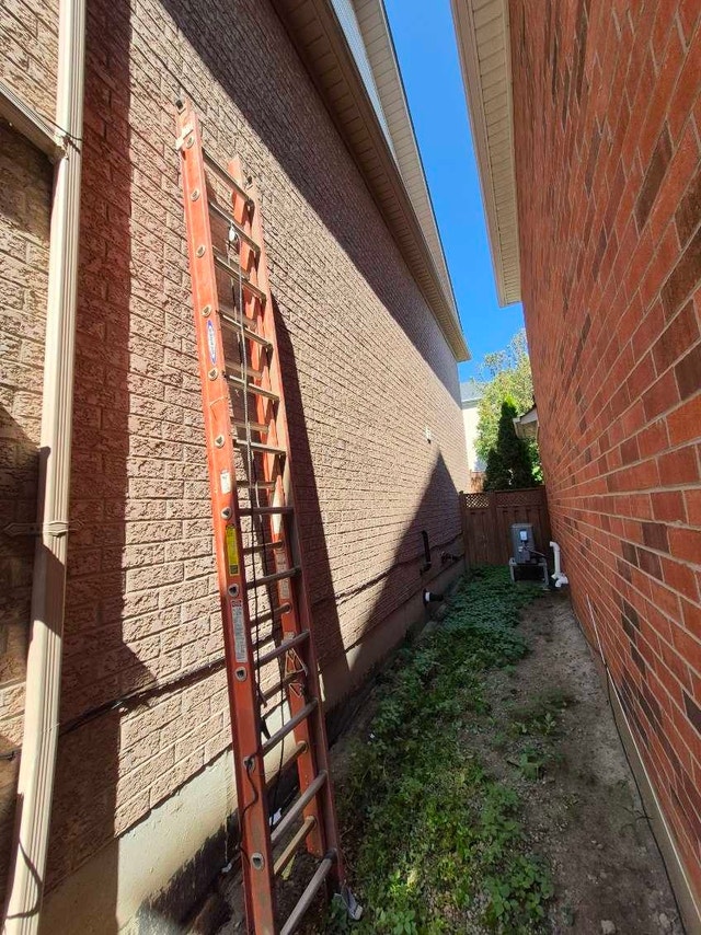 24 ft ladder - photo 3