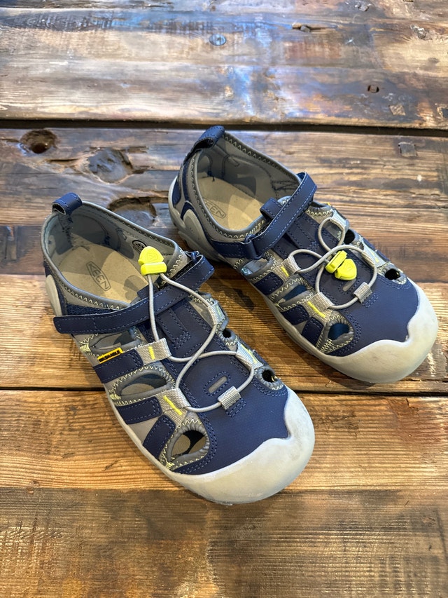 Keen Kids Sandals - Size 5
