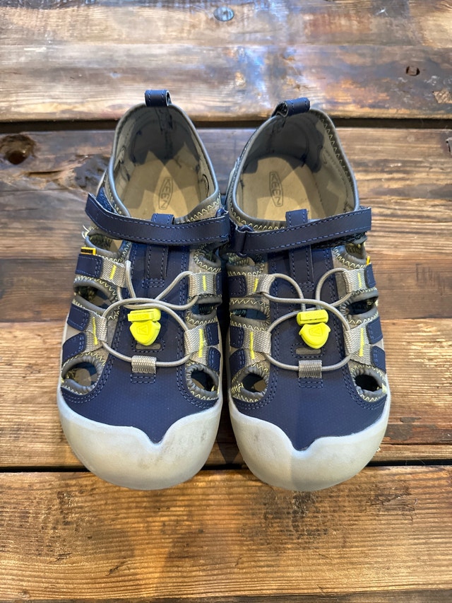 Keen Kids Sandals - Size 5 - photo 2