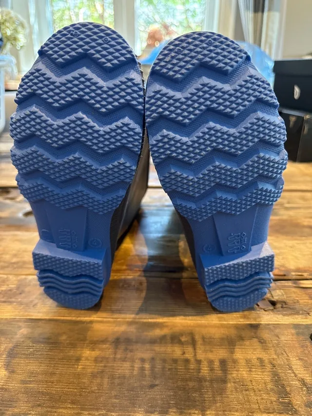 Kamik Rain Boots - Kids Size 4 (NEW) - photo 4