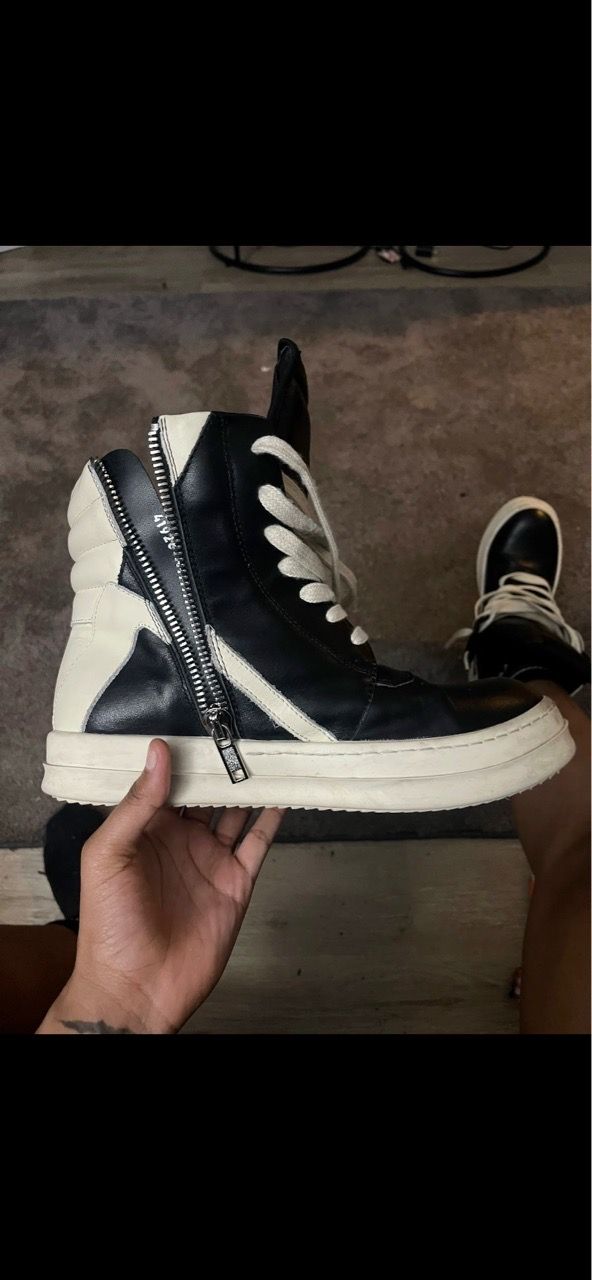 AUTHENTIC RICK OWEN