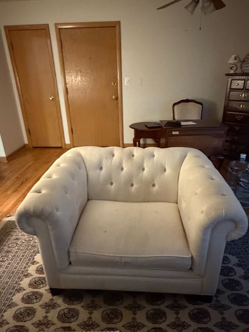Marta Stewart Sofa - photo 2