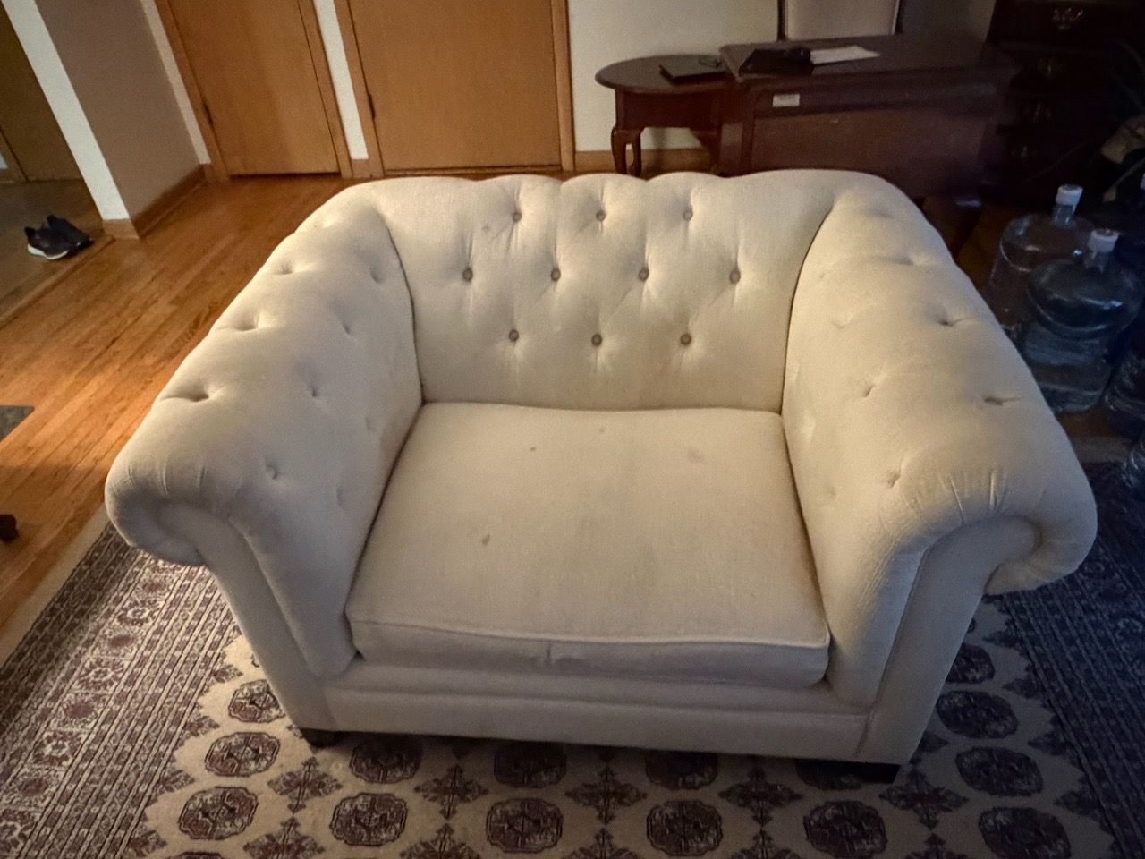 Marta Stewart Sofa - photo 4