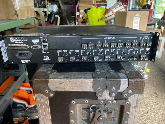 Crown digital processor mixer iq usm 810 ultra series image indicator(2)