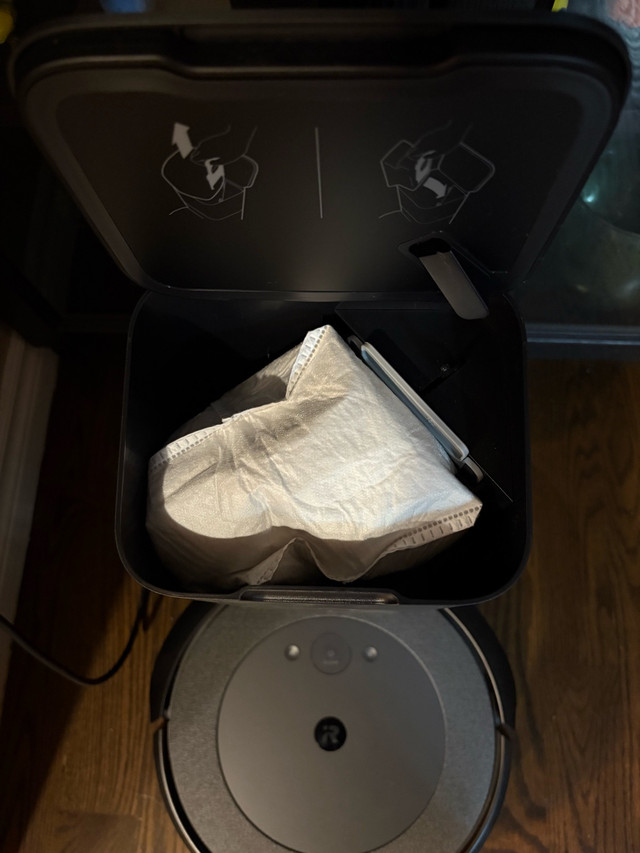 iRobot Roomba i4+ - photo 3