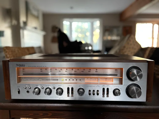 Technics SA-700 Vintage Receiver image indicator(2)