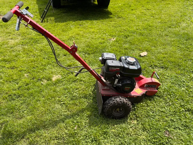 Toro SGR-6 Stump Grinder image indicator(2)