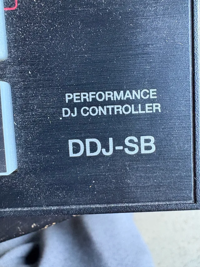 Pioneer DDJ-SB DJ Controller image indicator(2)