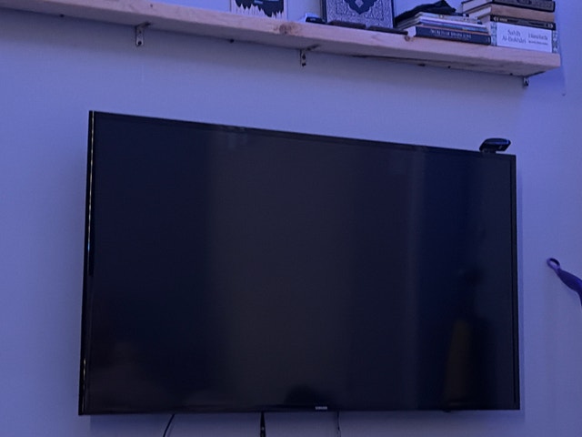 Samsung 55" LED Tv (NOT SMART) for parts