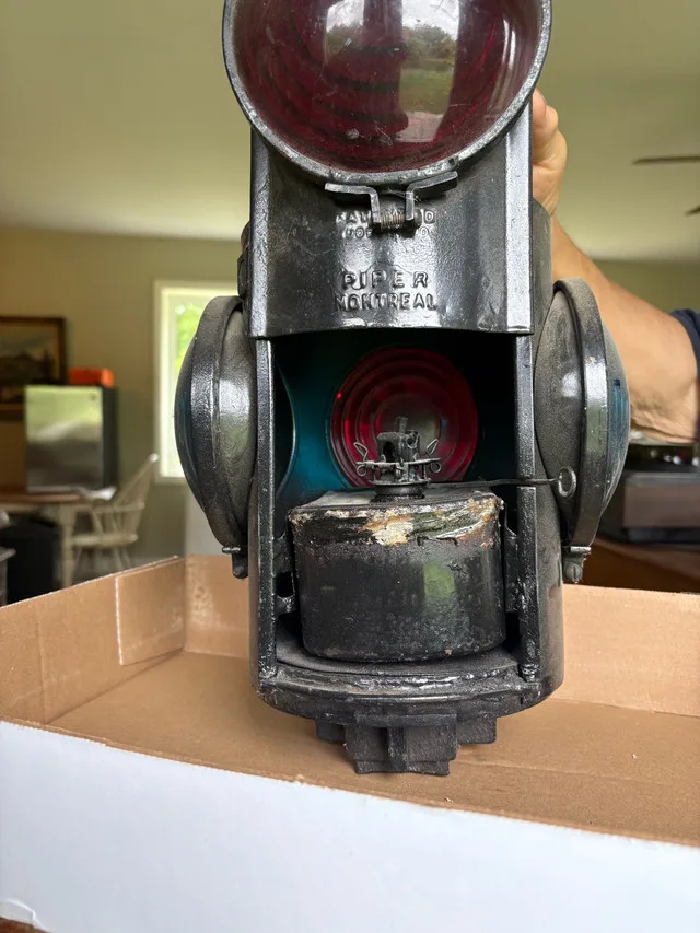 CPR Railway Lantern image indicator(6)