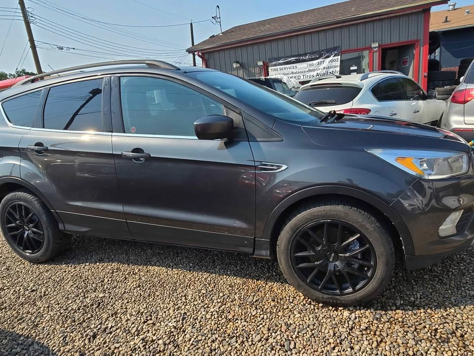 2018 Ford Escape - photo 2