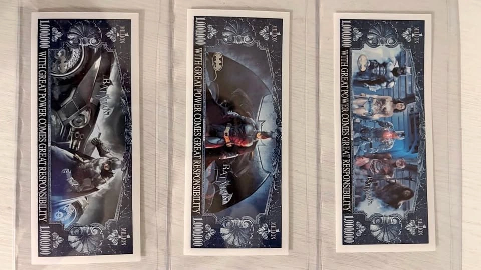 DC Comics Batman Million Dollar Novelty Collectible Banknote Set