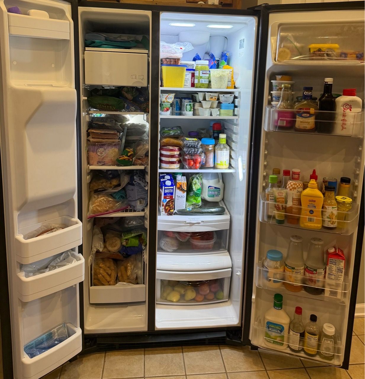 Refrigerator - photo 2