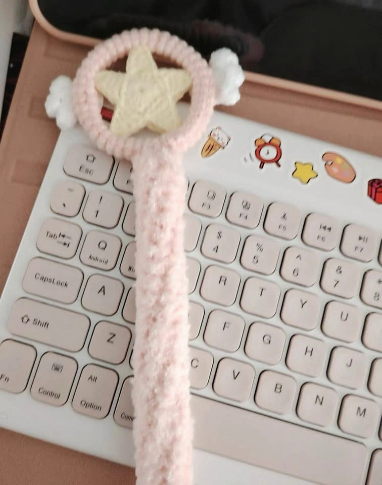 Sailor Moon Wand Crochet Apple Pencil Case - photo 3